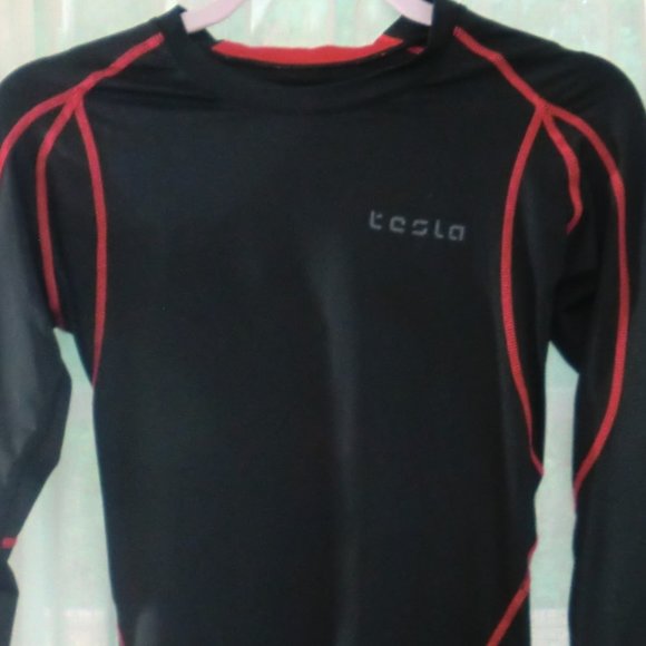 Small Rash Guard by Tesla - Picture 3 of 4